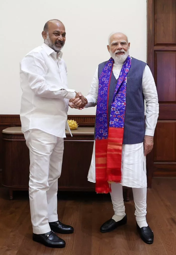 प्रधानमंत्री मोदी और बंडी संजय की दिल्ली में भेंट