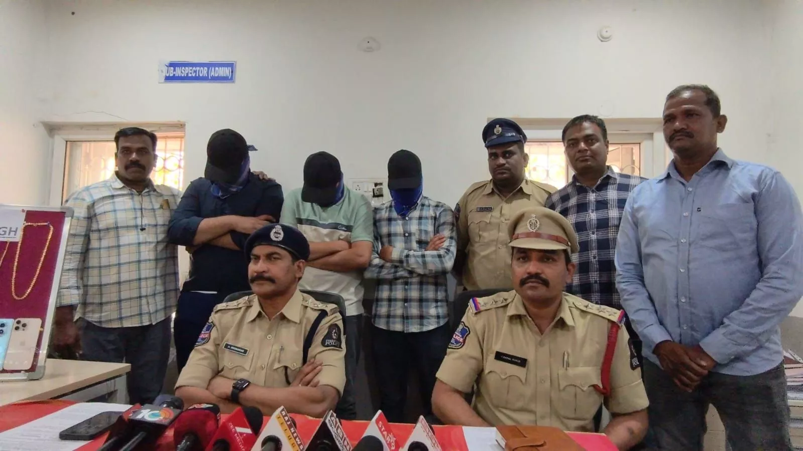 कंचनबाग पुलिस ने सोने की चोरी के आरोपियों को पकड़ा