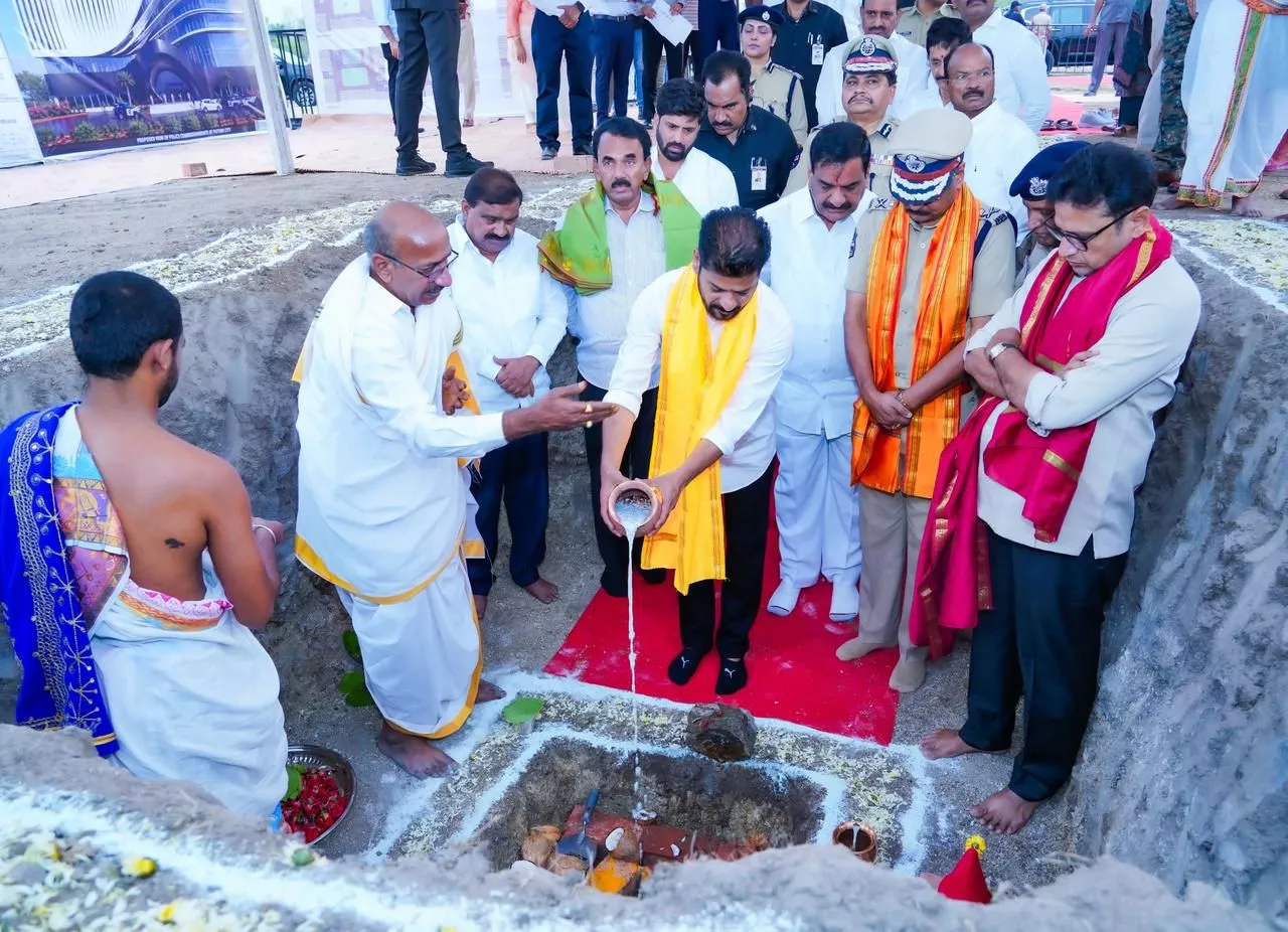 रेवंत रेड्डी ने फ्यूचर सिटी परियोजना की शुरुआत की
