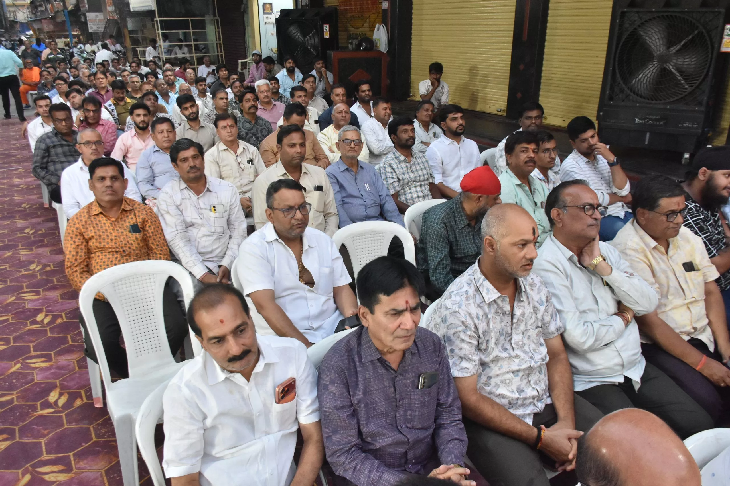 बेगम बाजार में खाद्य सुरक्षा पर जागरूकता कार्यक्रम