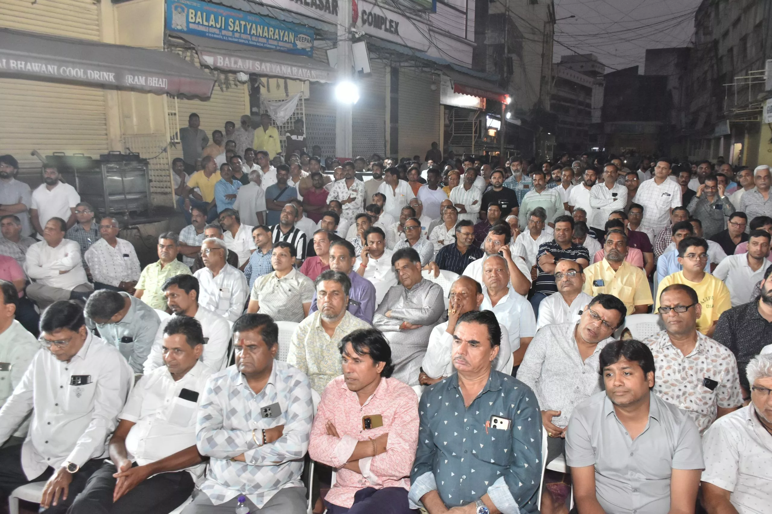 बेगम बाजार में खाद्य सुरक्षा पर जागरूकता कार्यक्रम