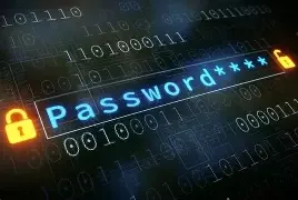 स्टेशन पर खड़ा परेशान याददाश्त खो चुका युवक