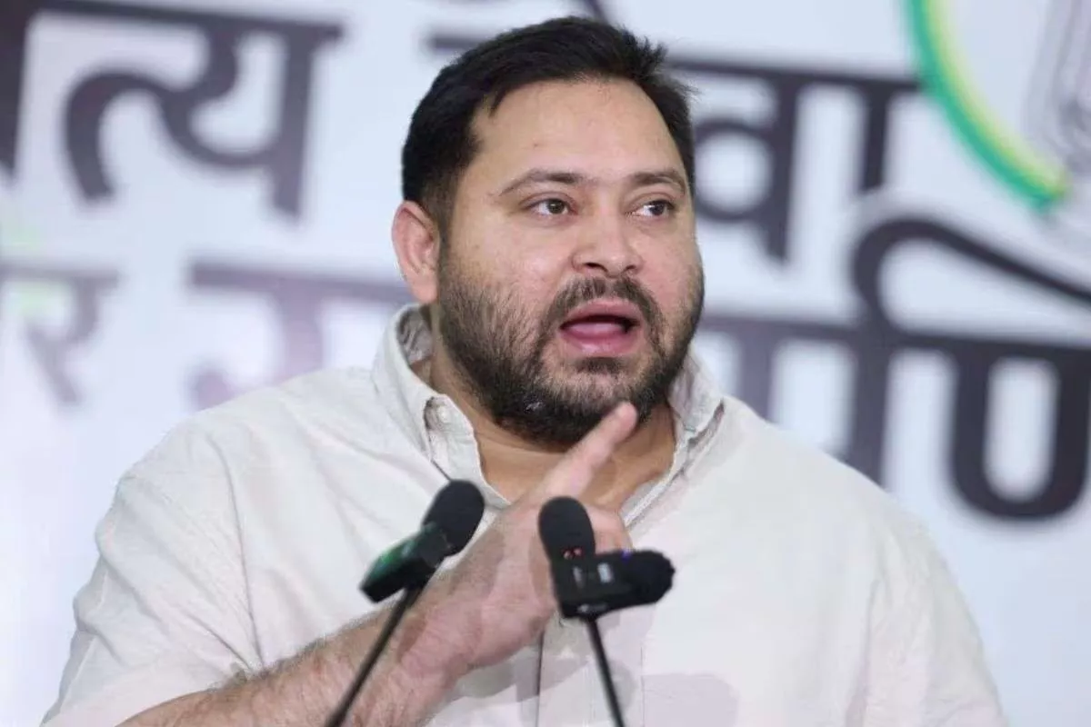 तेजस्वी का आरोप: नीतीश ने खाली किया बिहार का खजाना