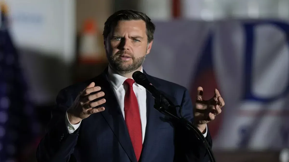 वेंस ईरान वार्ता पर बयान देते हुए