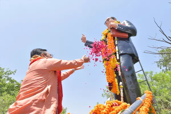 भजनलाल शर्मा ने आंबेडकर जयंती पर दी श्रद्धांजलि