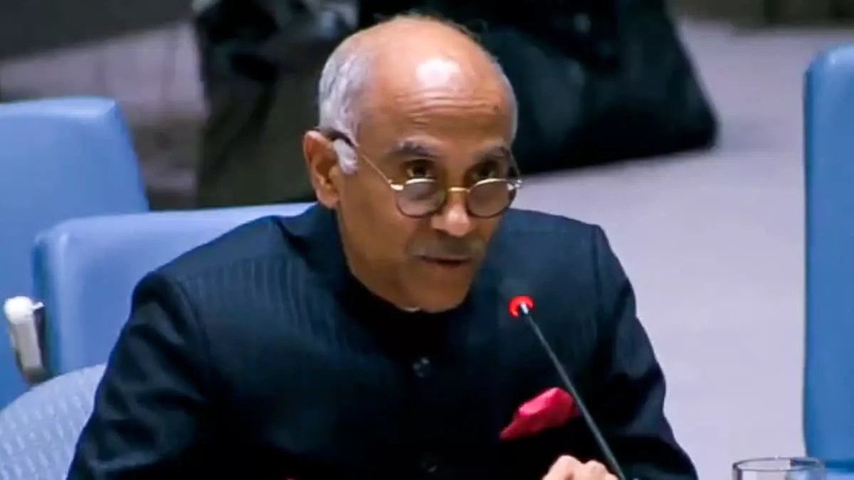 वैश्विक व्यापार के लिए अहम मार्ग पर चिंता ऊर्जा आपूर्ति पर पड़ सकता है असर