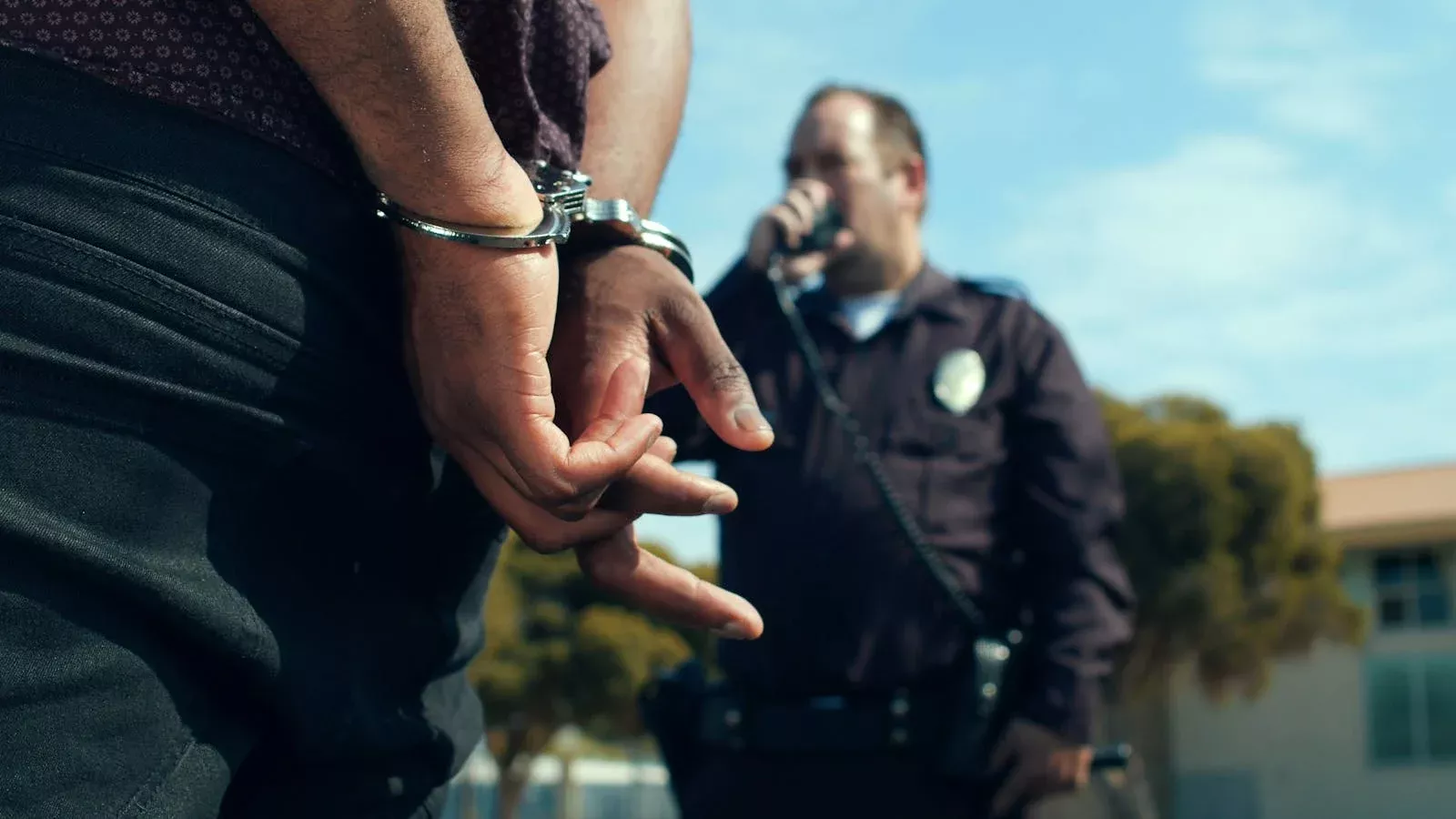 जमीन धोखाधड़ी मामले में पुलिस कार्रवाई