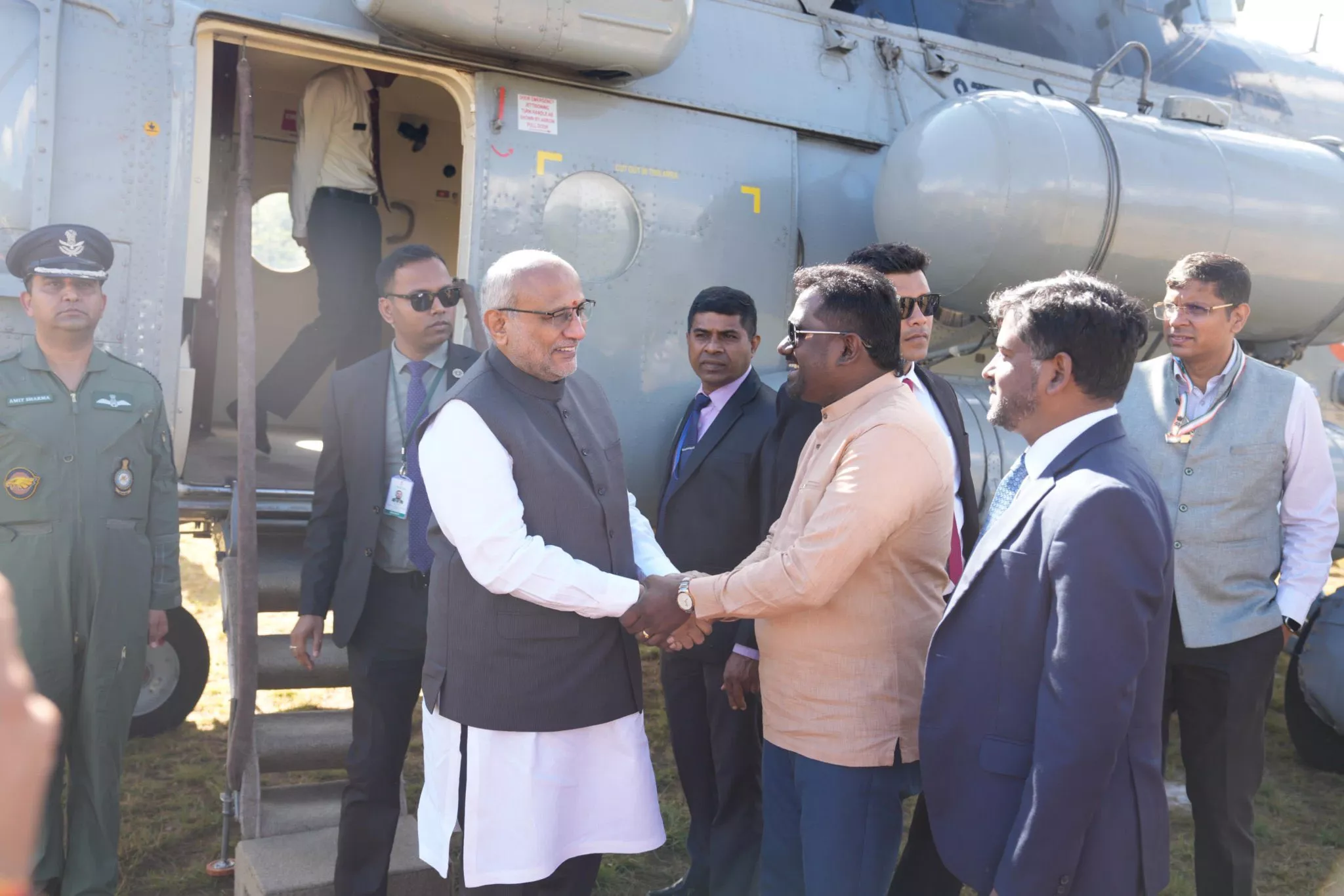 श्रीलंका : नुवारा एलिया में घर योजना लाभार्थियों से मिलें राधाकृष्णन