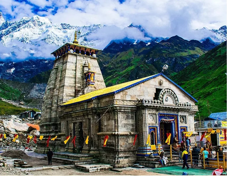 केदारनाथ मंदिर में शिवलिंग का विशेष श्रृंगार