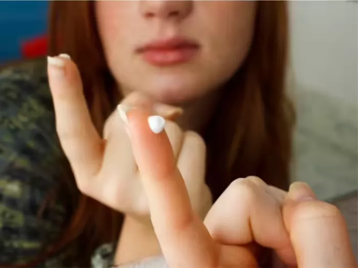 पराली जलाने पर सख्ती: नौ लेखपाल निलंबित