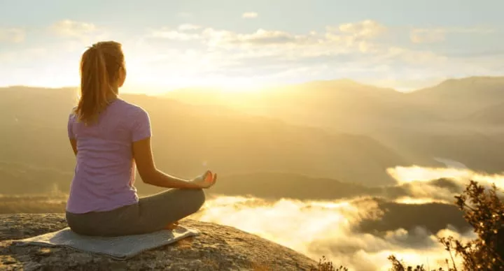स्वस्थ जीवनशैली के उपाय: ध्यान, दिनचर्या और फिटनेस