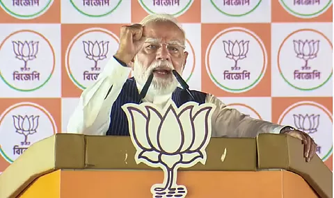 पीएम मोदी का तृणमूल कांग्रेस पर बड़ा हमला ‘परिवर्तन’ को लेकर दिया राजनीतिक संदेश