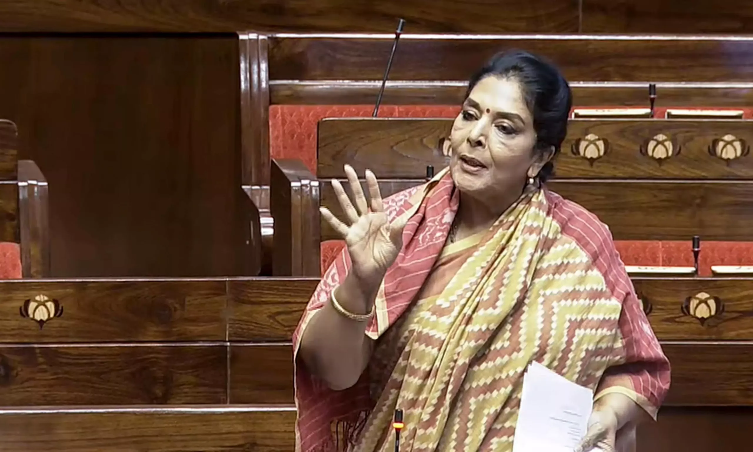 अटके रेलवे प्रोजेक्ट्स पर बोलतीं रेणुका चौधरी