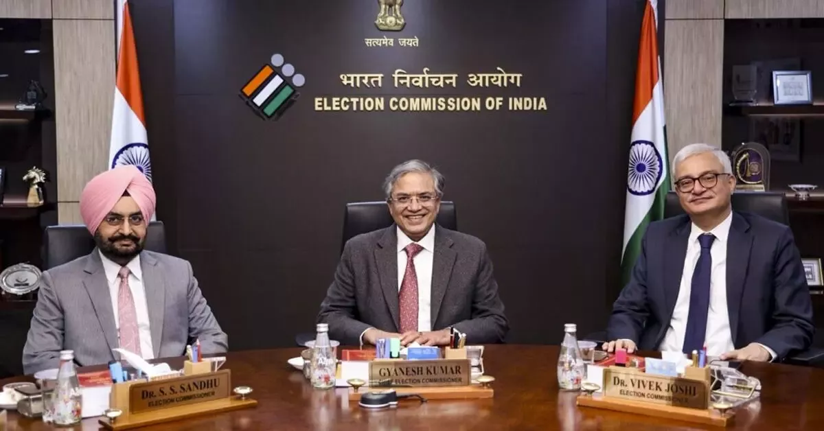 निर्वाचन आयोग ने पुनर्मतदान की संभावना से किया इनकार तमिलनाडु में मतदान का सटीक आंकड़ा जल्द जारी होगा अधिकारियों ने प्रक्रिया को पारदर्शी और सामान्य बताया