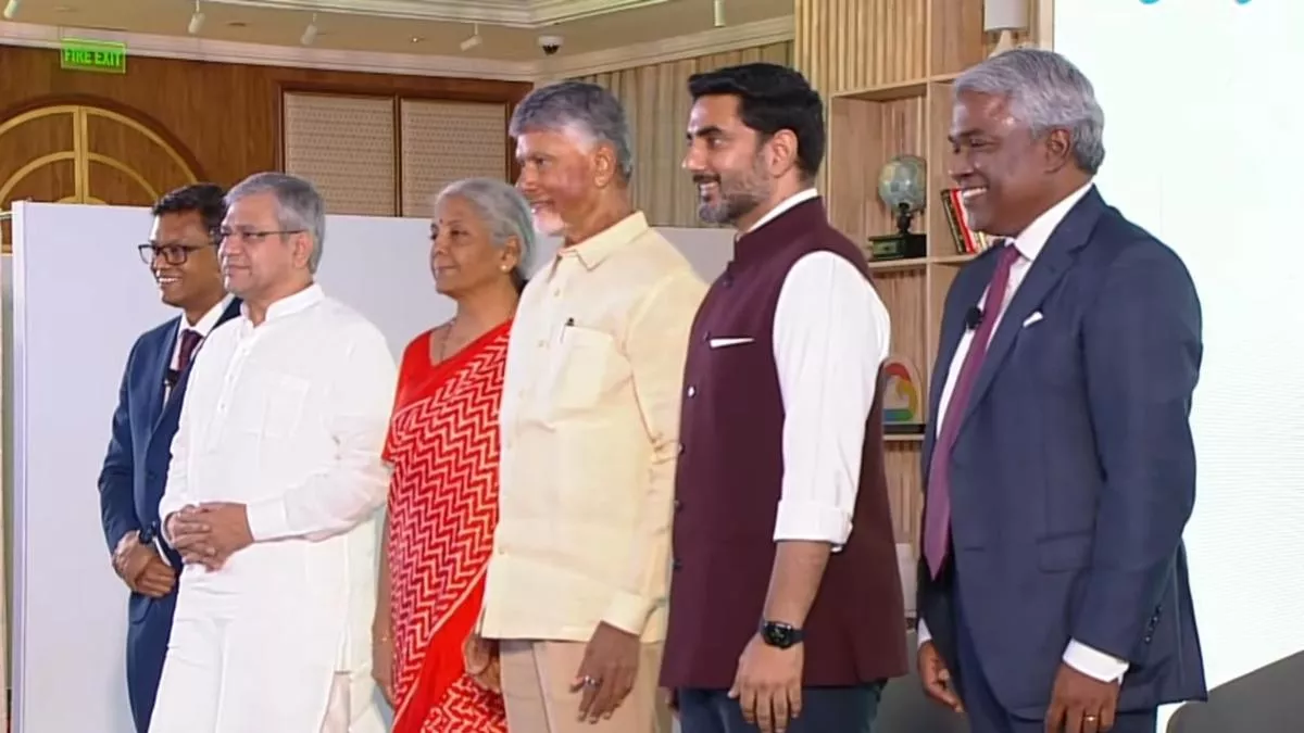 विशाखापत्तनम में बड़े निवेश की तैयारी गूगल का एआई डेटा सेंटर होगा स्थापित रोजगार और टेक सेक्टर को मिलेगा बढ़ावा