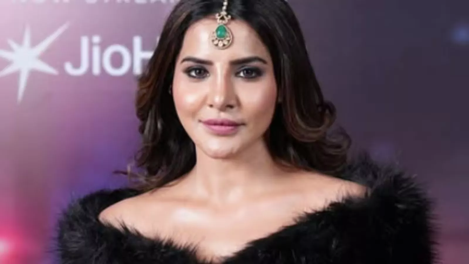 आशु रेड्डी और 9.5 करोड़ वसूली विवाद का मामला