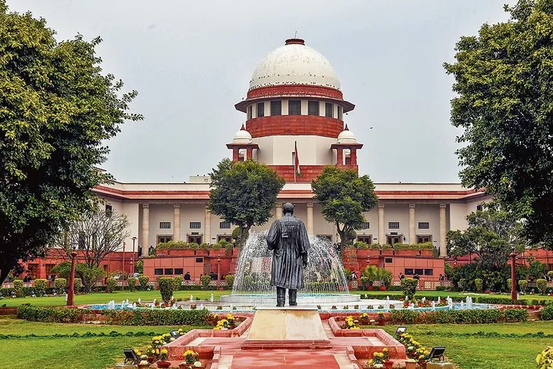 सुप्रीम कोर्ट: 15 वर्षीय के गर्भसमापन पर सख्त टिप्पणी