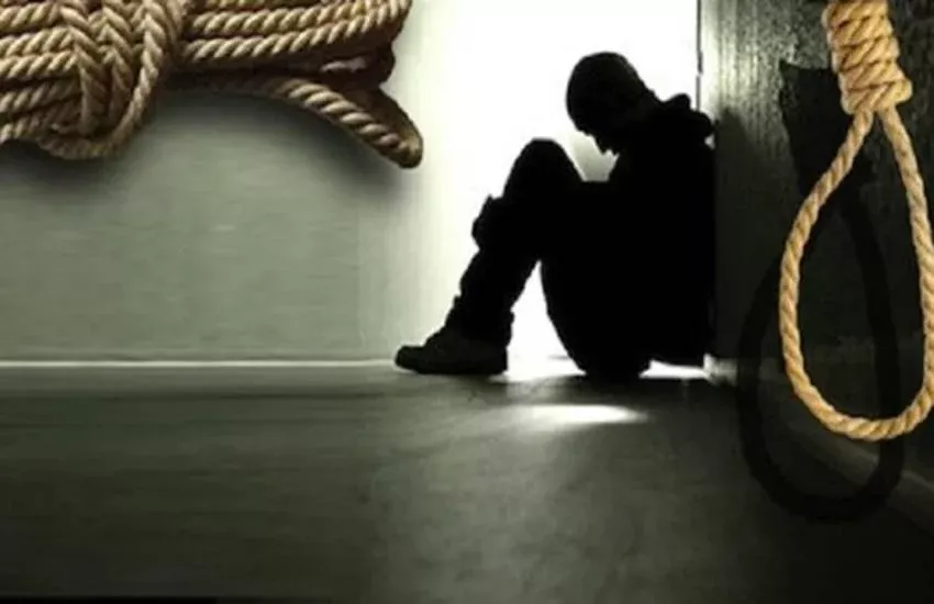 हैदराबाद में अलग घटनाओं में दो व्यक्तियों ने की आत्महत्या