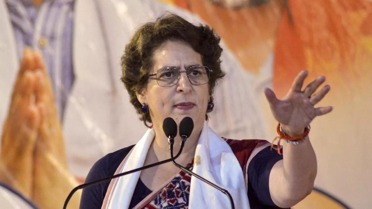 प्रियंका गांधी का आरोप: LDF ने BJP से किया समझौता