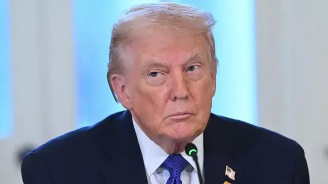 ट्रंप वेनेजुएला चुनाव पर बयान देते हुए