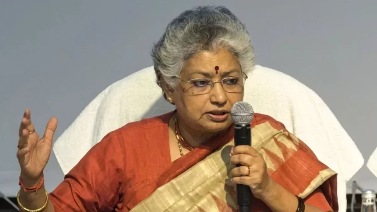 मासिक धर्म पर भेदभाव पर कोर्ट की टिप्पणी महिलाओं की गरिमा और अधिकारों पर जोर सामाजिक प्रथाओं पर उठे सवाल