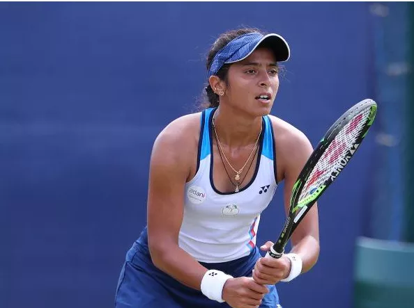 सहजा यमलापल्ली बीजेकेसी मैच में खेलते हुए