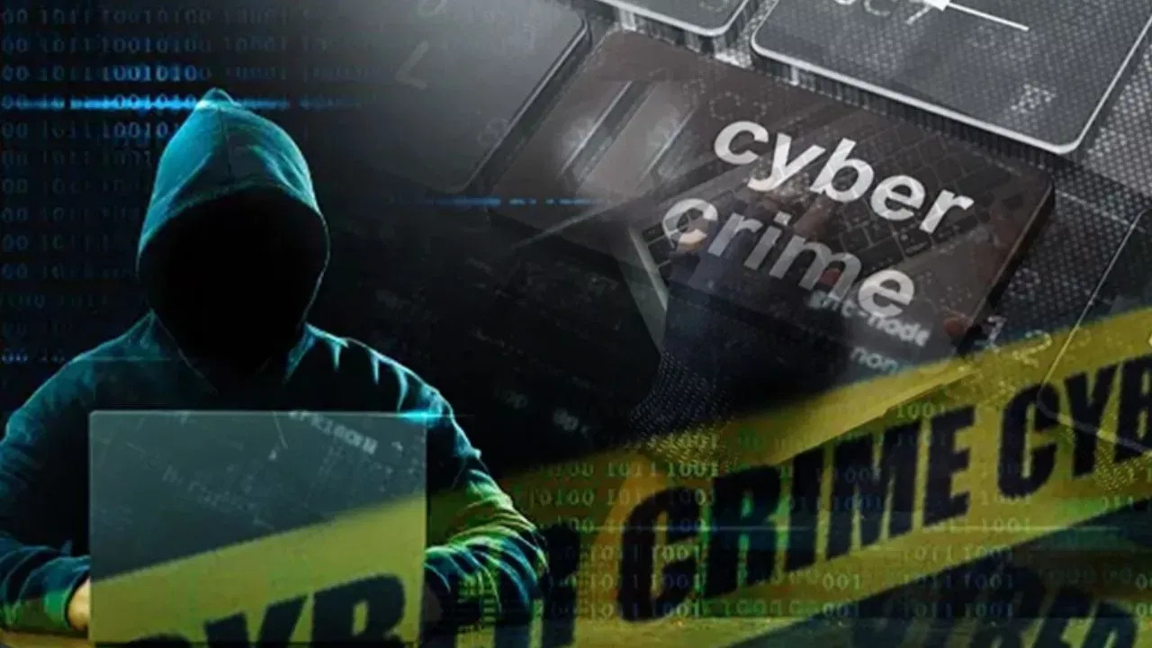 साइबर अपराधियों की गिरफ्तारी के बाद पुलिस कार्रवाई