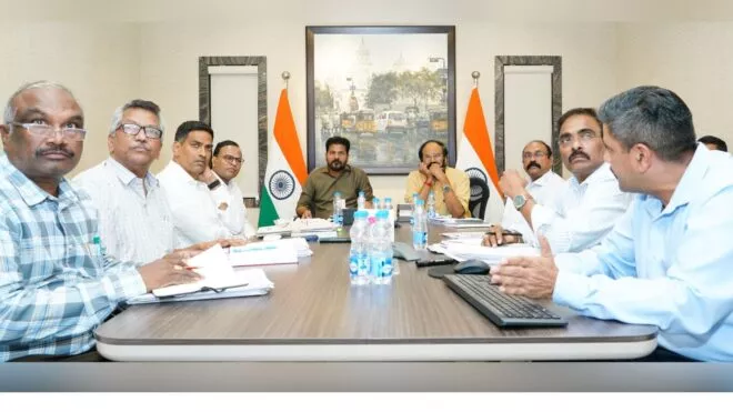 अधिकारियों को समयसीमा में काम पूरा करने का आदेश