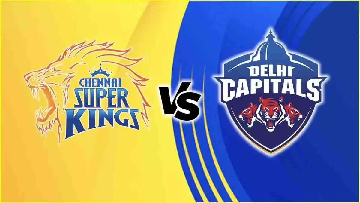 CSK और DC मैच में खेलते खिलाड़ी