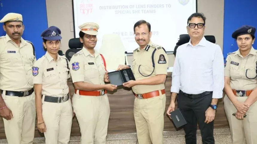 महिला सुरक्षा के लिए शी नेत्रा टीम्स का शुभारंभ