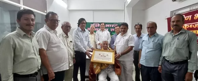 कान्यकुब्ज सभा की बैठक में आय-व्यय की समीक्षा