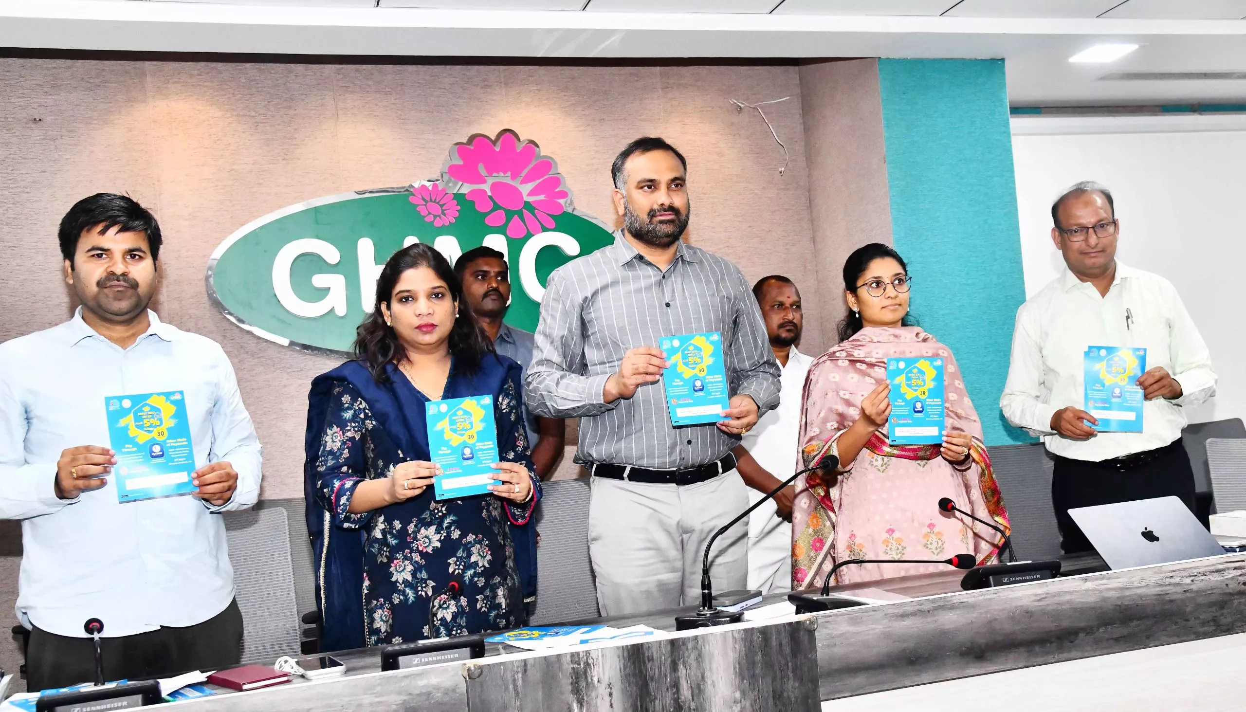 GHMC संपत्ति कर वसूली की समीक्षा बैठक