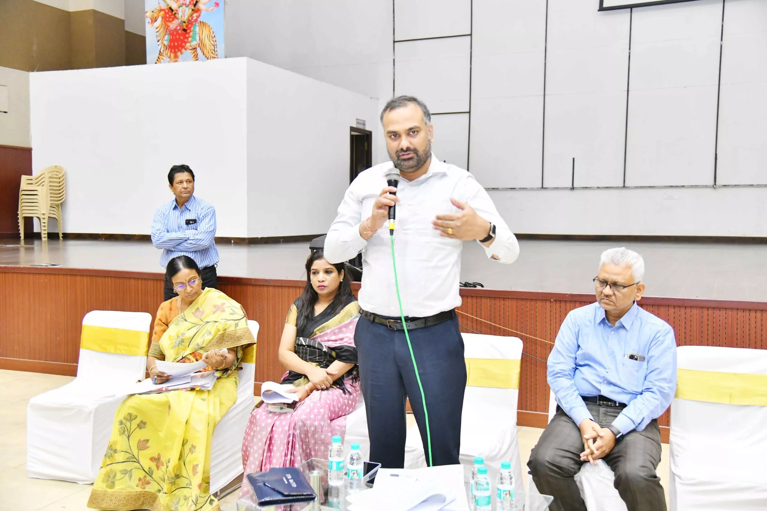 केबीआर पार्क फ्लाईओवर निर्माण स्थल का दृश्य