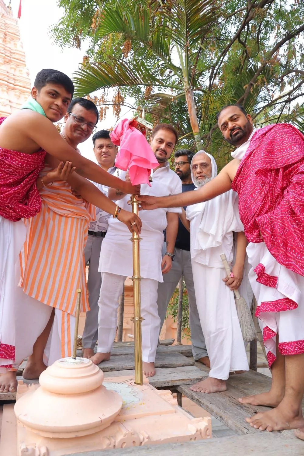 कुलपाक जैन तीर्थ में पादुका प्रतिष्ठा कार्यक्रम