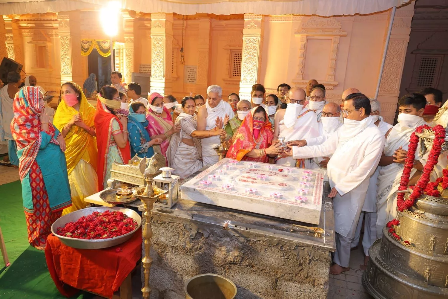 कुलपाक जैन तीर्थ में पादुका प्रतिष्ठा कार्यक्रम