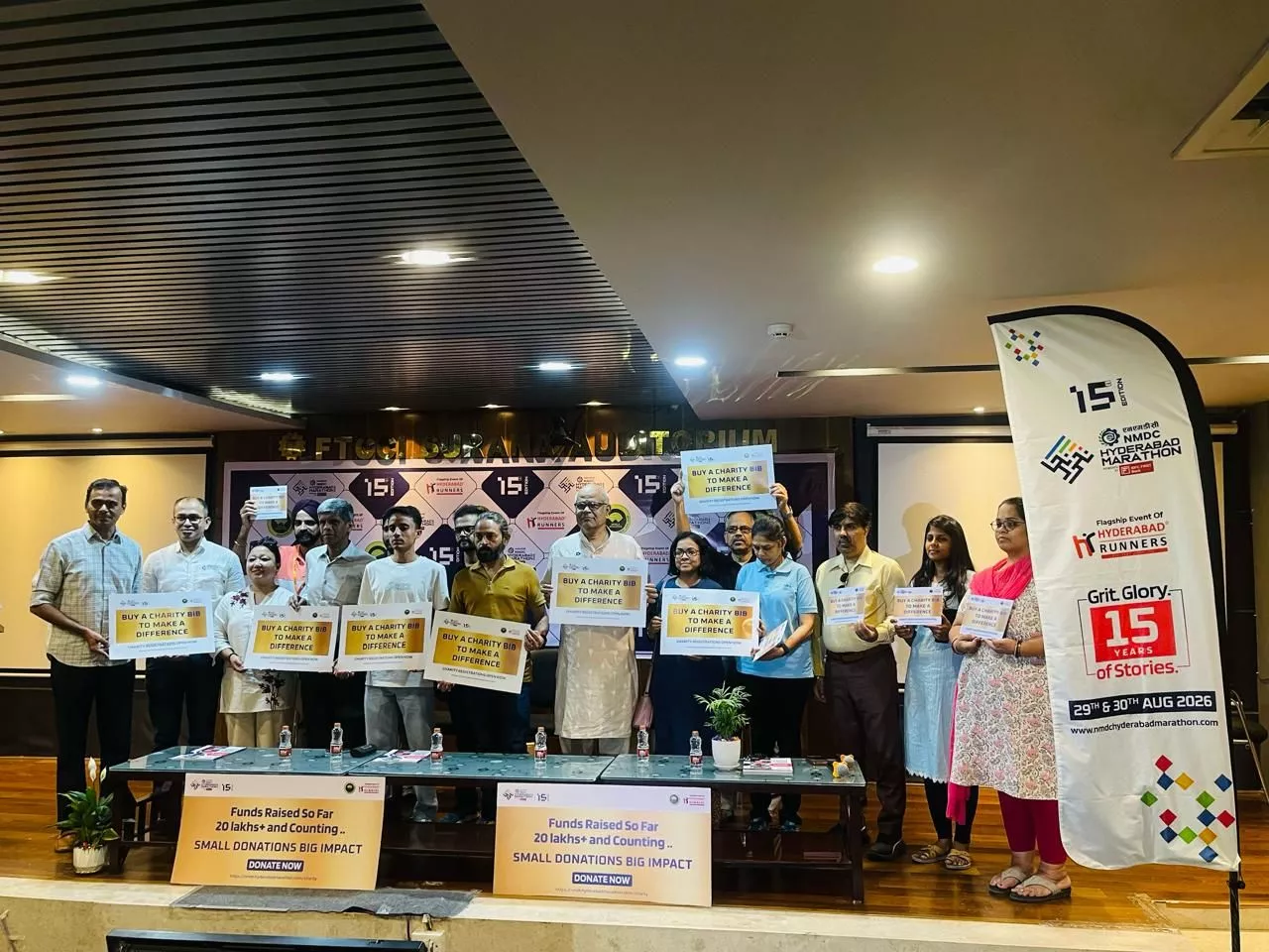 मैराथन में चैरिटी बिब पहल का शुभारंभ किया गया