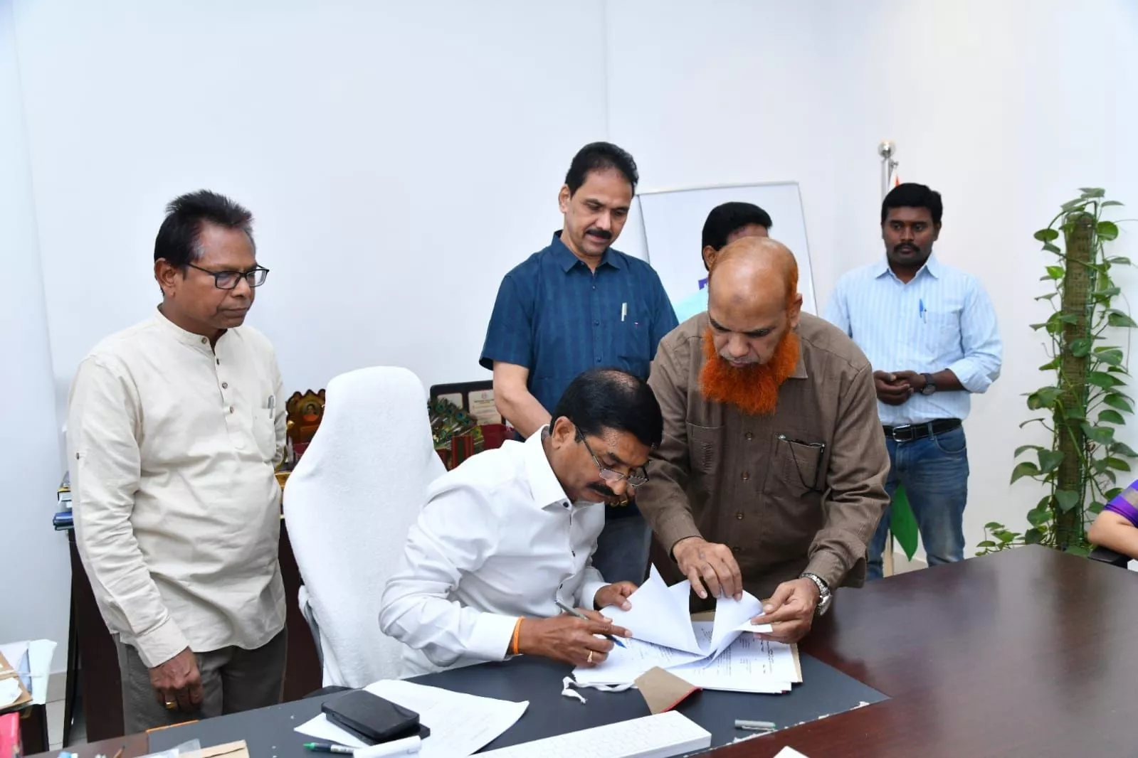 मुकुंद रेड्डी ने विशेष आयुक्त का कार्यभार ग्रहण किया