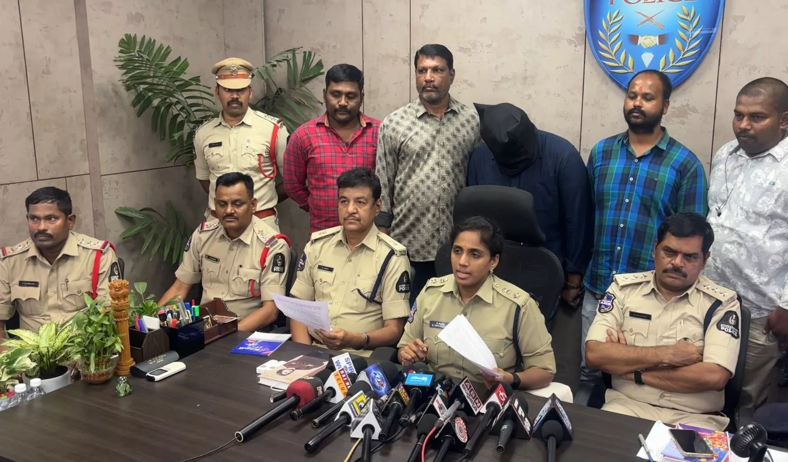 एटीएम ठगी के आरोपी की पुलिस गिरफ्तारी