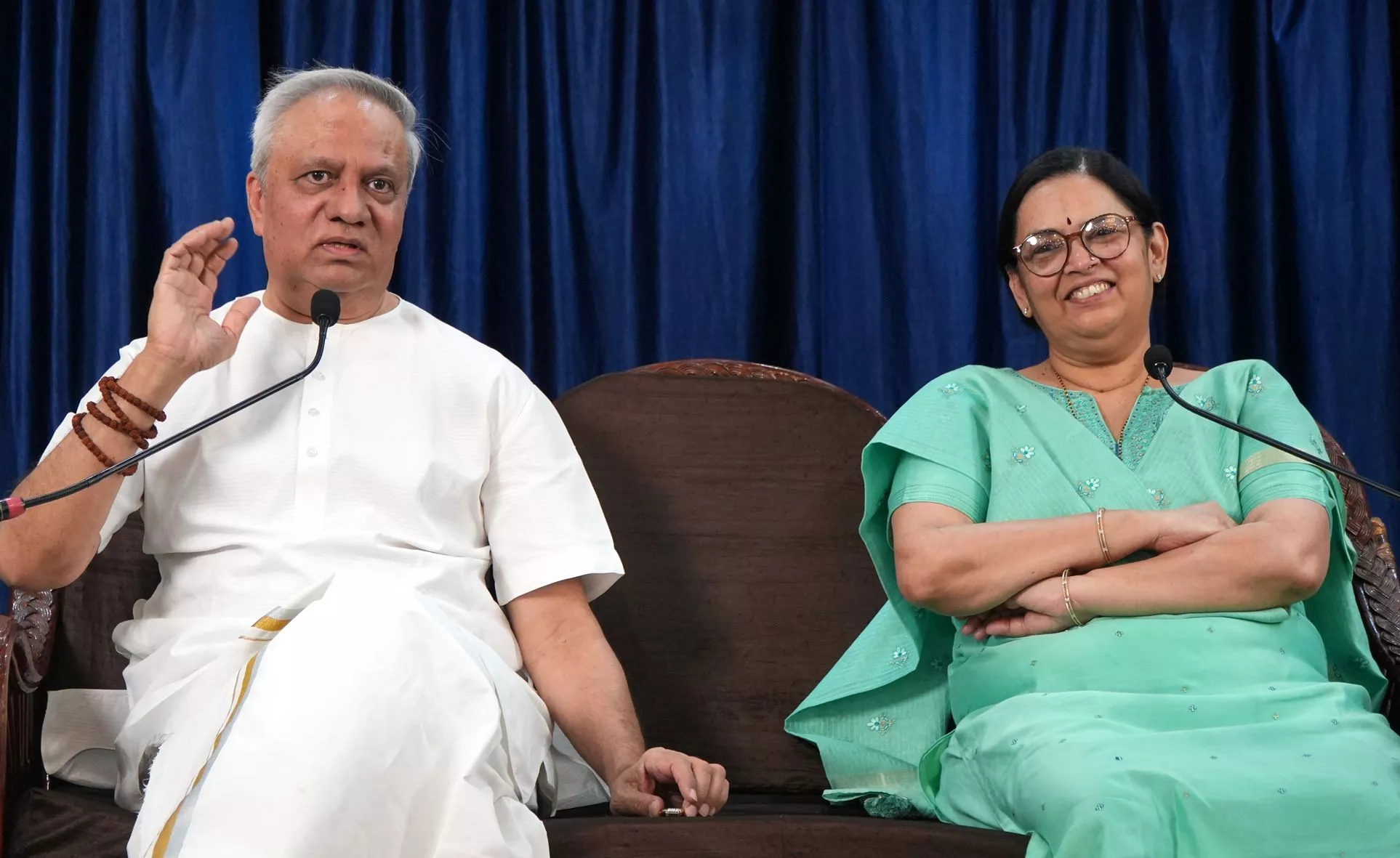 सद्गुरु रमेशजी का आध्यात्मिक सत्संग