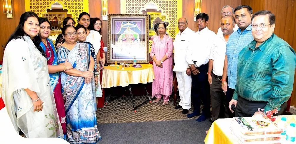 अग्रवाल समाज की बैठक में उपस्थित पदाधिकारी