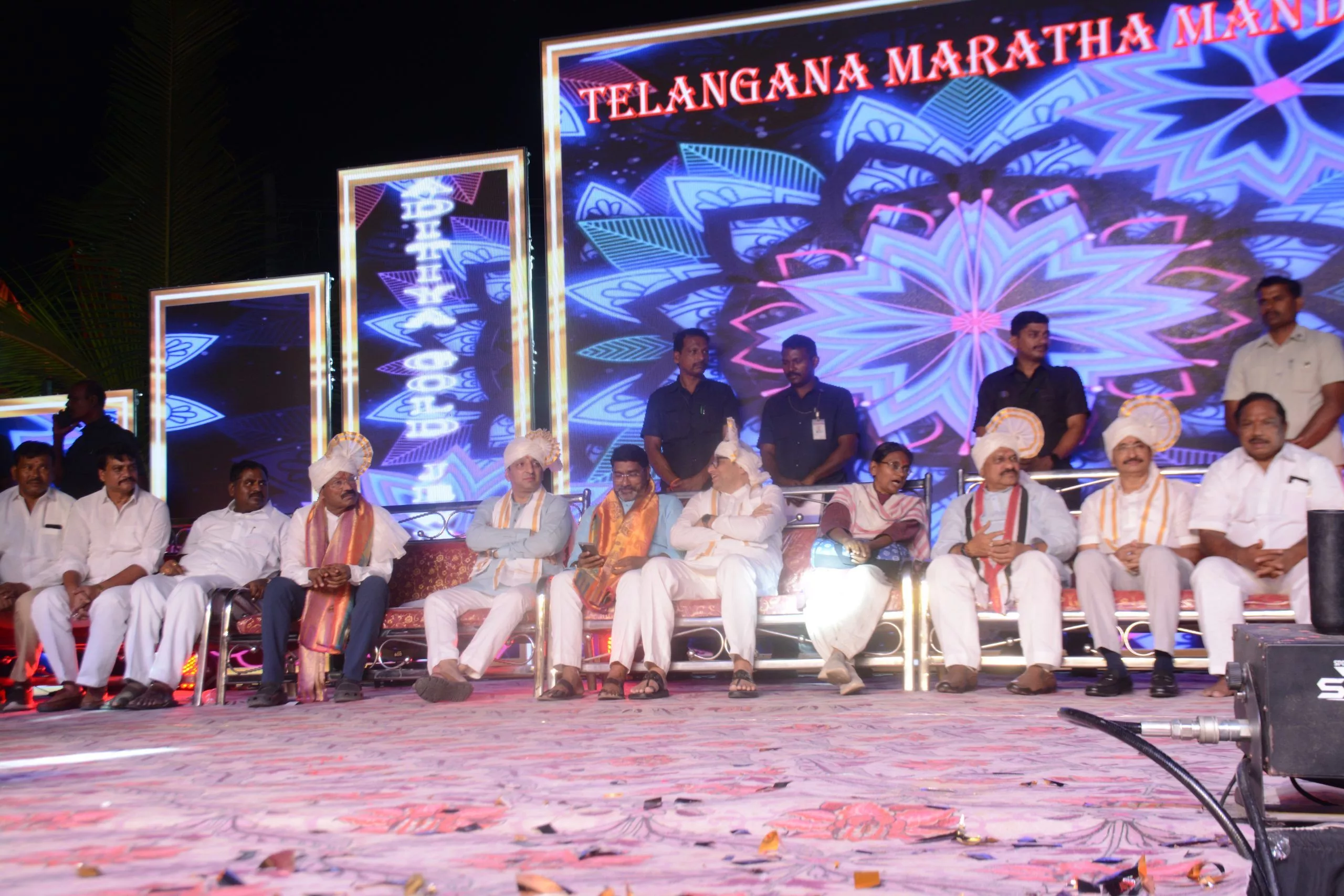 जलपल्ली में श्री छत्रपति शिवाजी मराठा सांस्कृतिक ट्रस्ट के तत्वावधान में आयोजित एम.बी. कन्वेंशन (मराठा भवन) के उद्घाटन समारोह  
