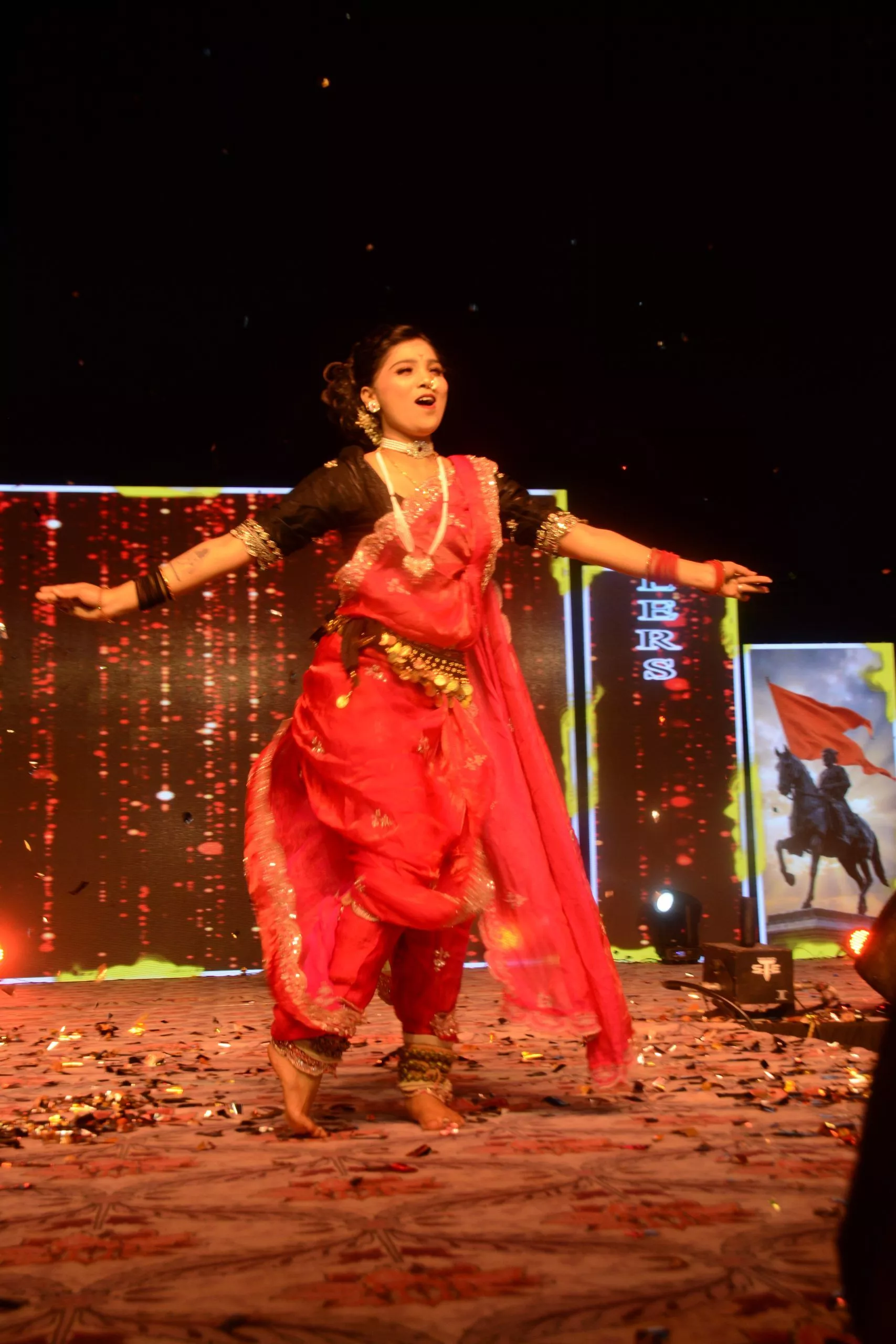 जलपल्ली में श्री छत्रपति शिवाजी मराठा सांस्कृतिक ट्रस्ट के तत्वावधान में आयोजित एम.बी. कन्वेंशन (मराठा भवन) के उद्घाटन समारोह  
