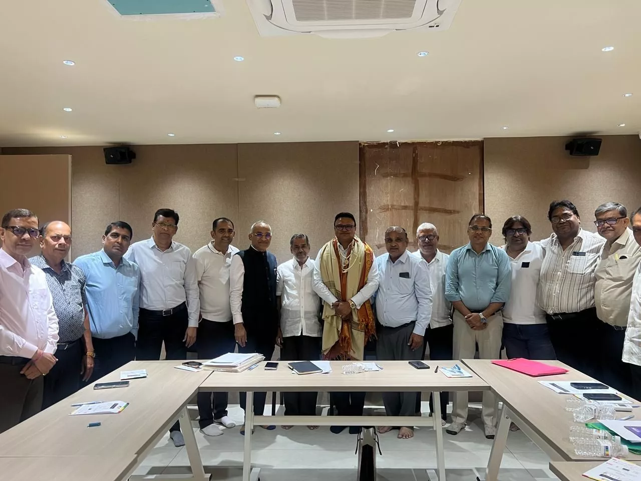 सूरत में चातुर्मास की तैयारी पर बैठक