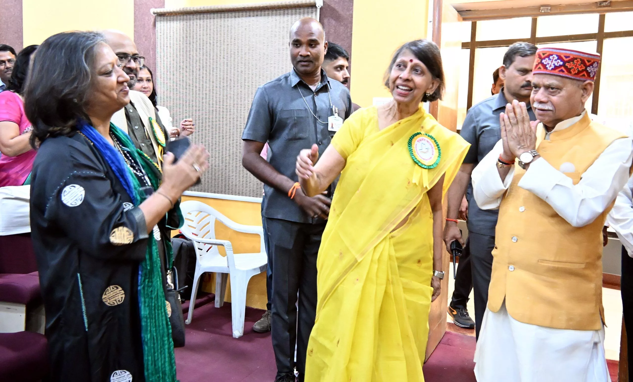 हैदराबाद में युद्धवीर स्मारक अवार्ड 2026 में डॉ. गायत्री पालाट को सम्मानित किया गया, समाजसेवा और पैलिएटिव केयर पर जोर।