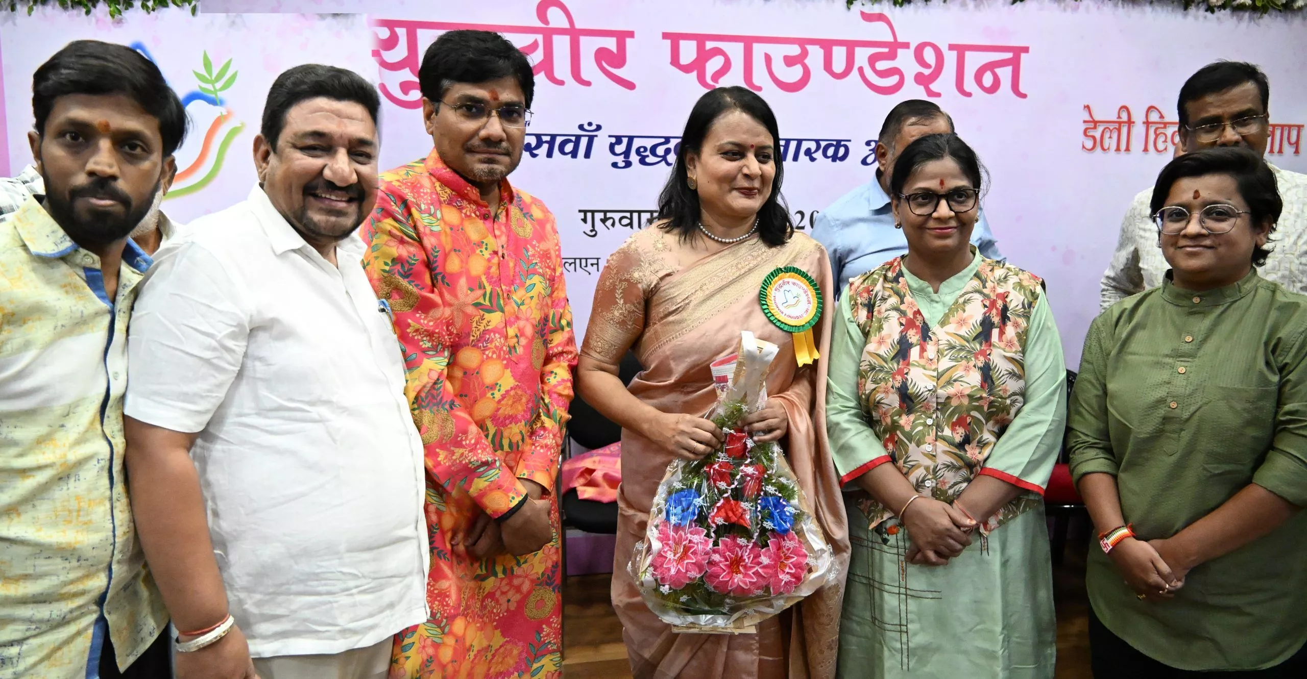 हैदराबाद में युद्धवीर स्मारक अवार्ड 2026 में डॉ. गायत्री पालाट को सम्मानित किया गया, समाजसेवा और पैलिएटिव केयर पर जोर।