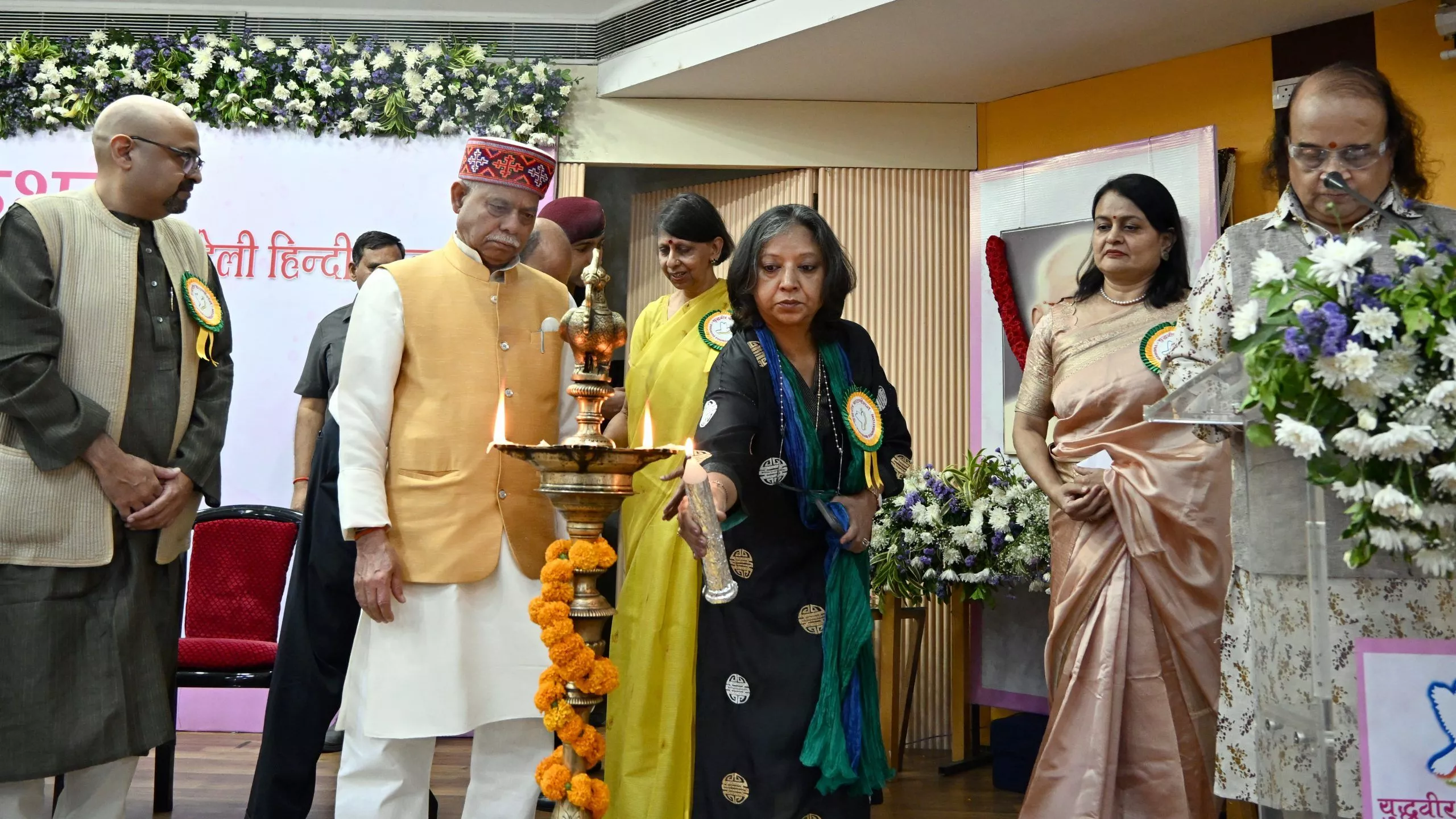 हैदराबाद में युद्धवीर स्मारक अवार्ड 2026 में डॉ. गायत्री पालाट को सम्मानित किया गया, समाजसेवा और पैलिएटिव केयर पर जोर।