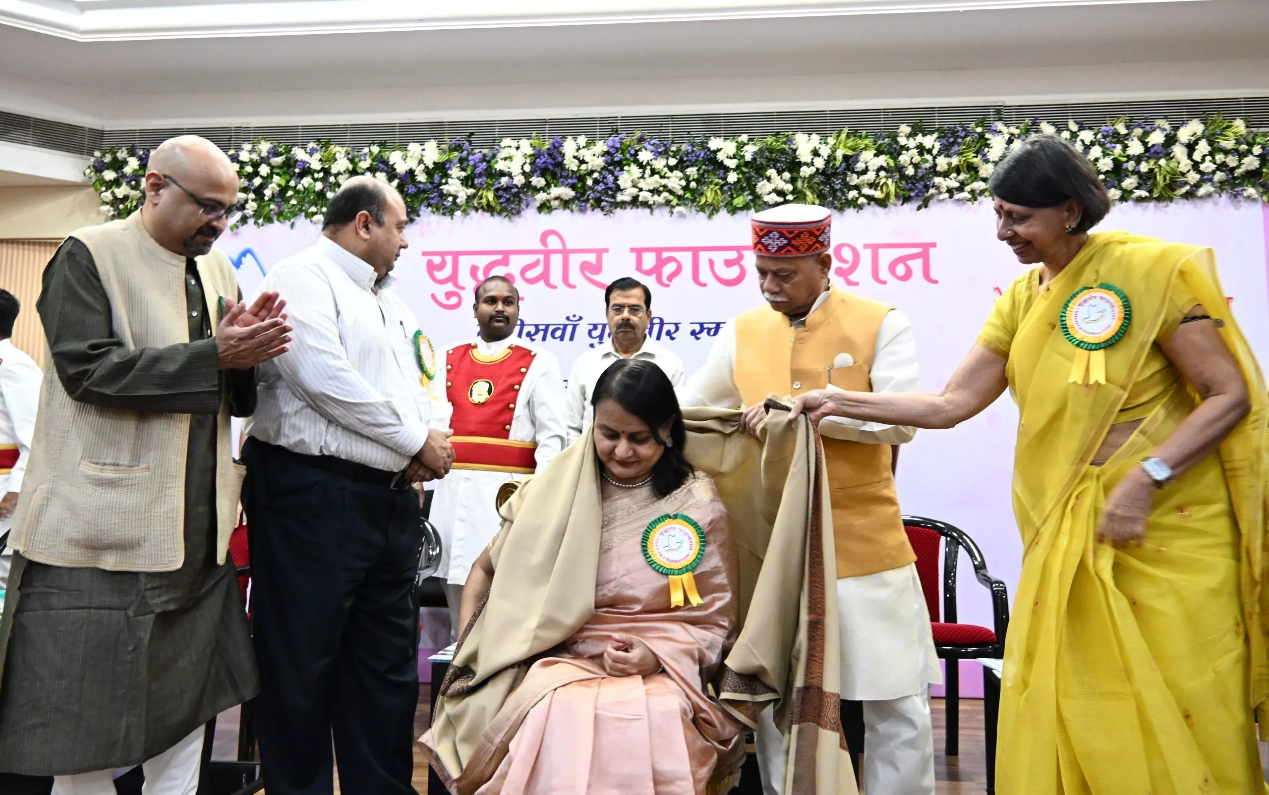 हैदराबाद में युद्धवीर स्मारक अवार्ड 2026 में डॉ. गायत्री पालाट को सम्मानित किया गया, समाजसेवा और पैलिएटिव केयर पर जोर।