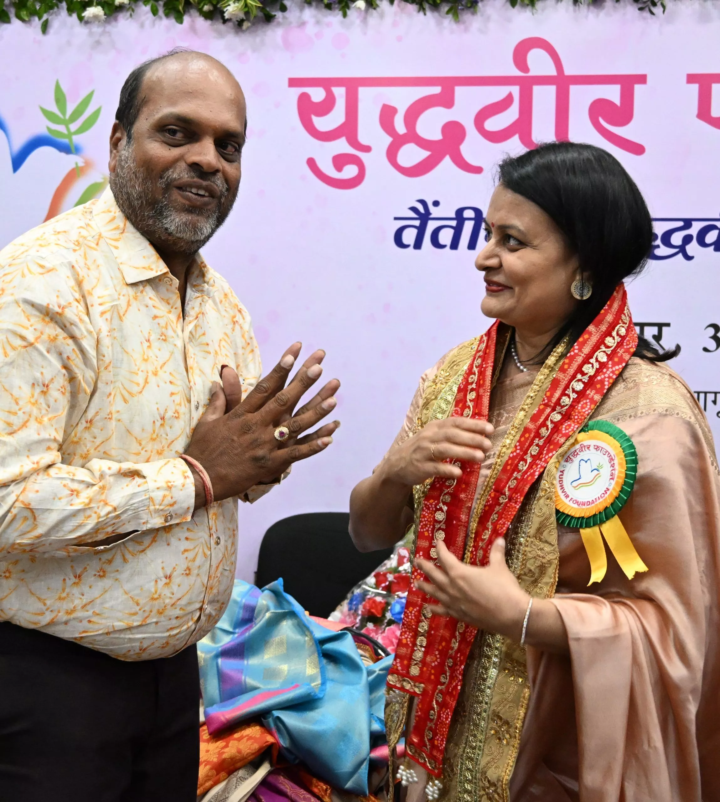 हैदराबाद में युद्धवीर स्मारक अवार्ड 2026 में डॉ. गायत्री पालाट को सम्मानित किया गया, समाजसेवा और पैलिएटिव केयर पर जोर।
