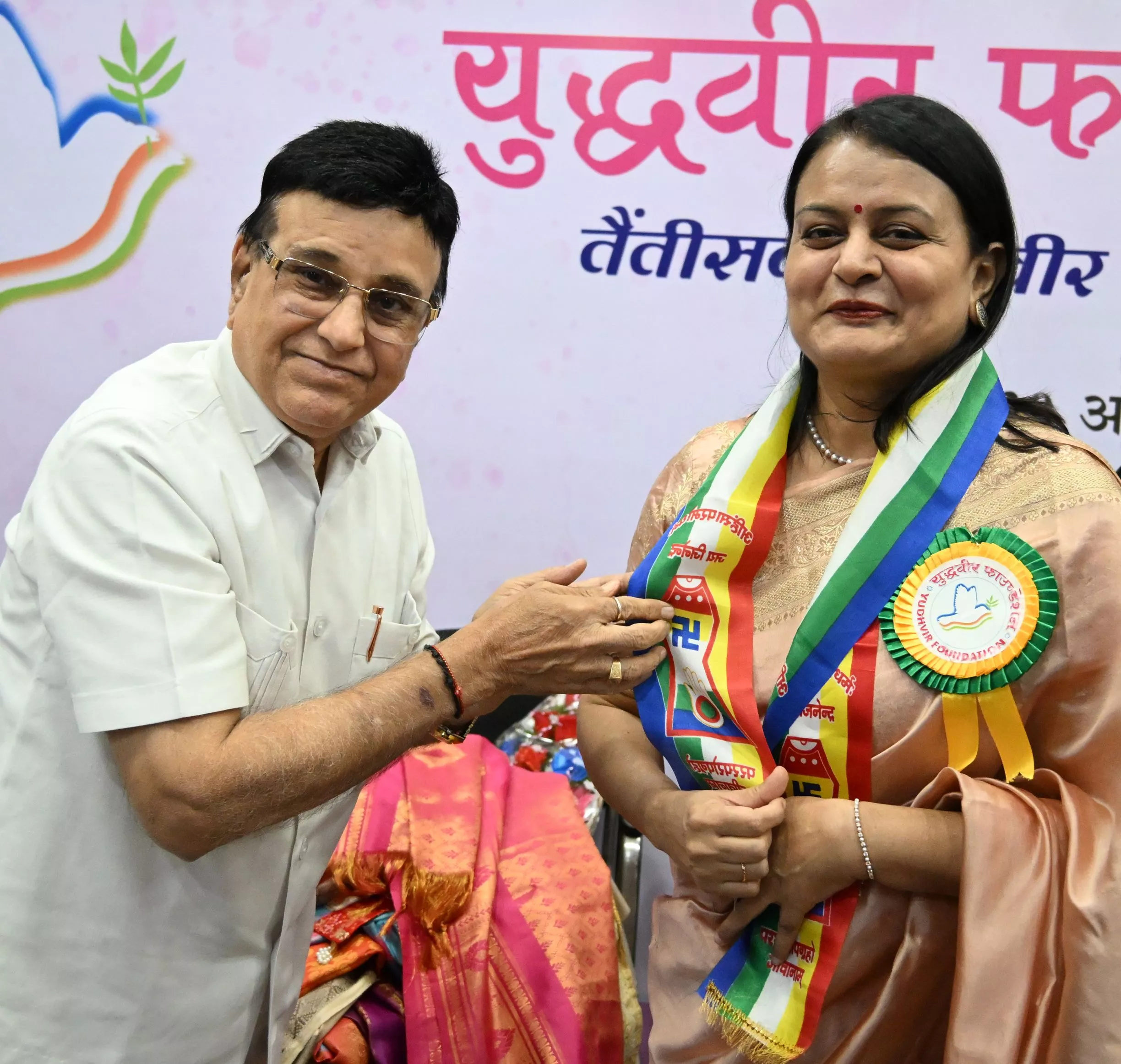 हैदराबाद में युद्धवीर स्मारक अवार्ड 2026 में डॉ. गायत्री पालाट को सम्मानित किया गया, समाजसेवा और पैलिएटिव केयर पर जोर।