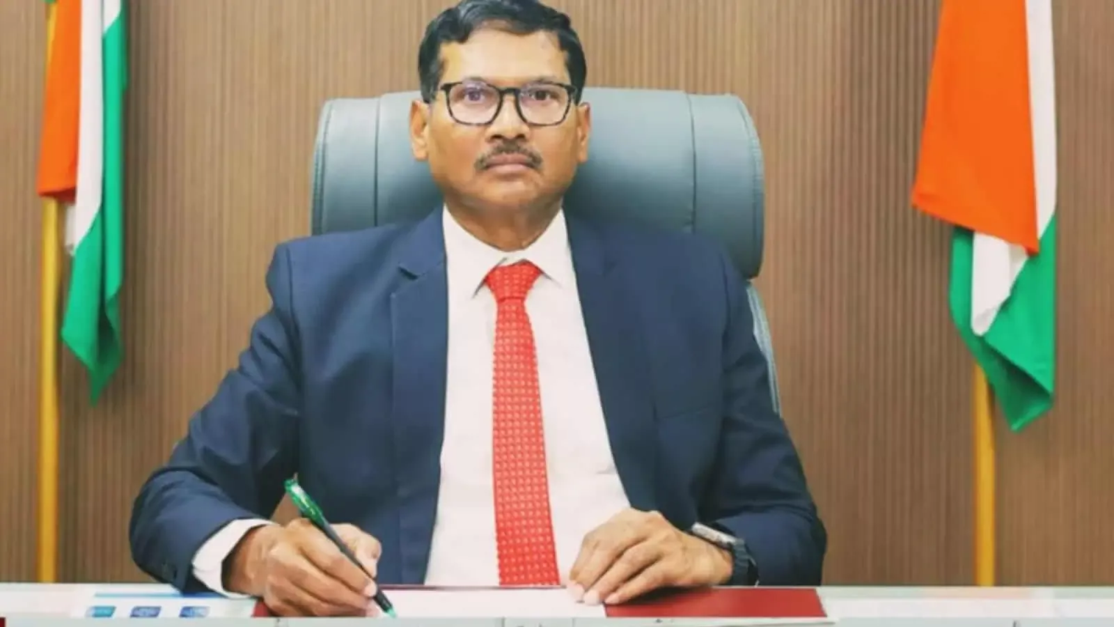 आरटीसी बस जांच के दौरान अधिकारी पर हमला मामला